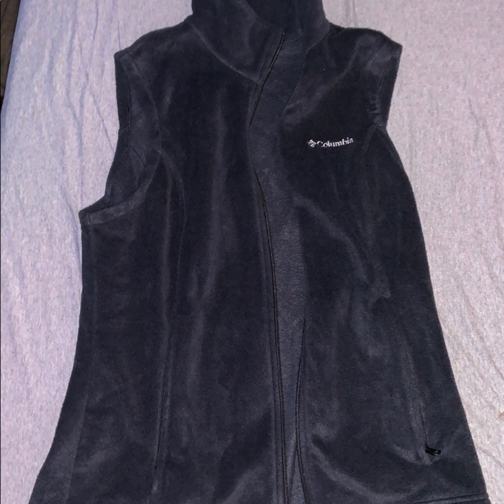Columbia vest